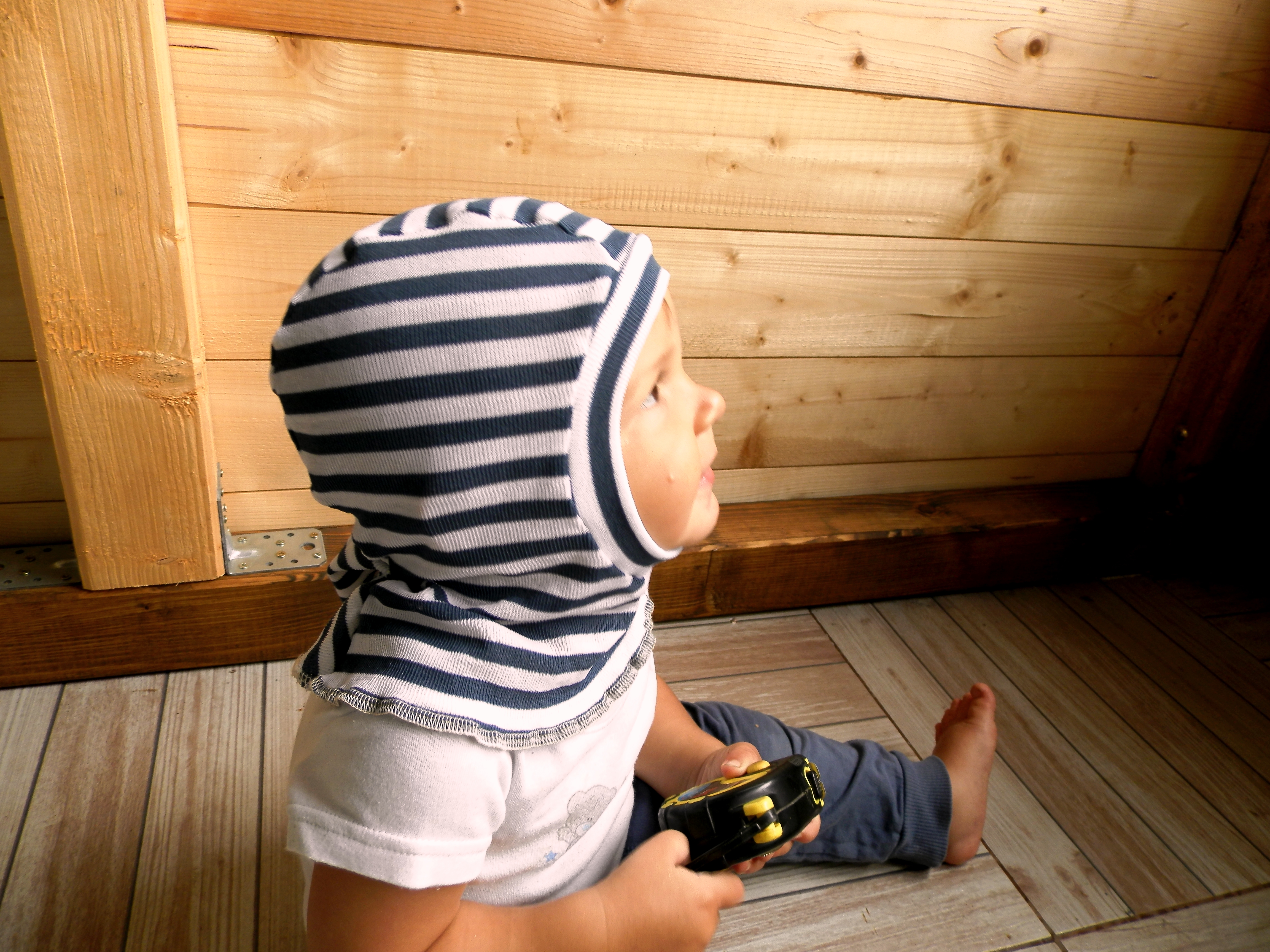 Funkční  kuklička  prolen - modrý proužek 3-6 let