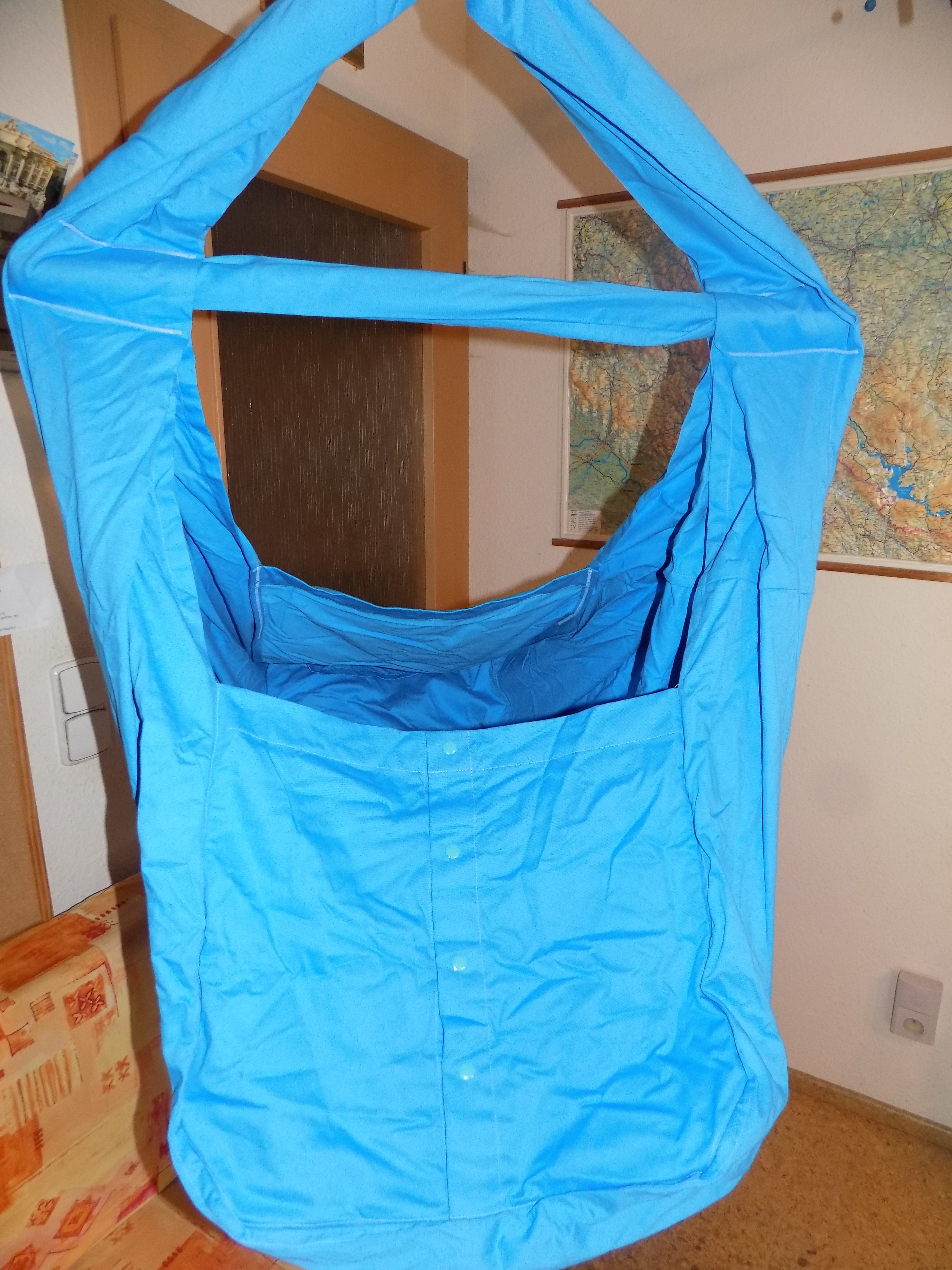 Hačka Tiki-Mechulka pro batolata - uzavíratelná; modrotyrkysová