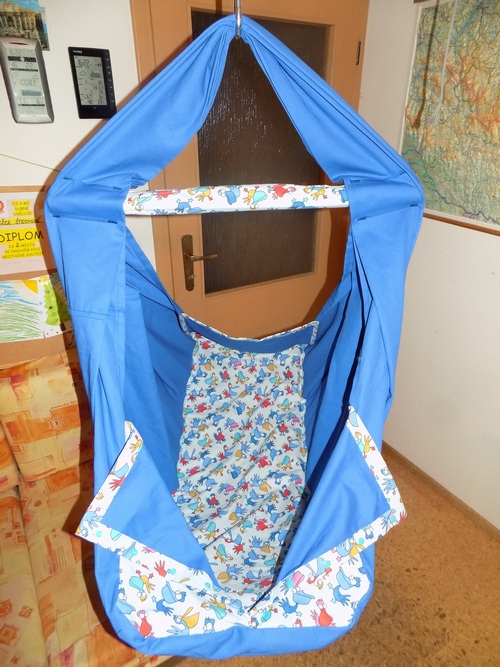 Bazar: Hačka Tiki-Mechulka pro batolata - uzavíratelná; modrá + pelikáni