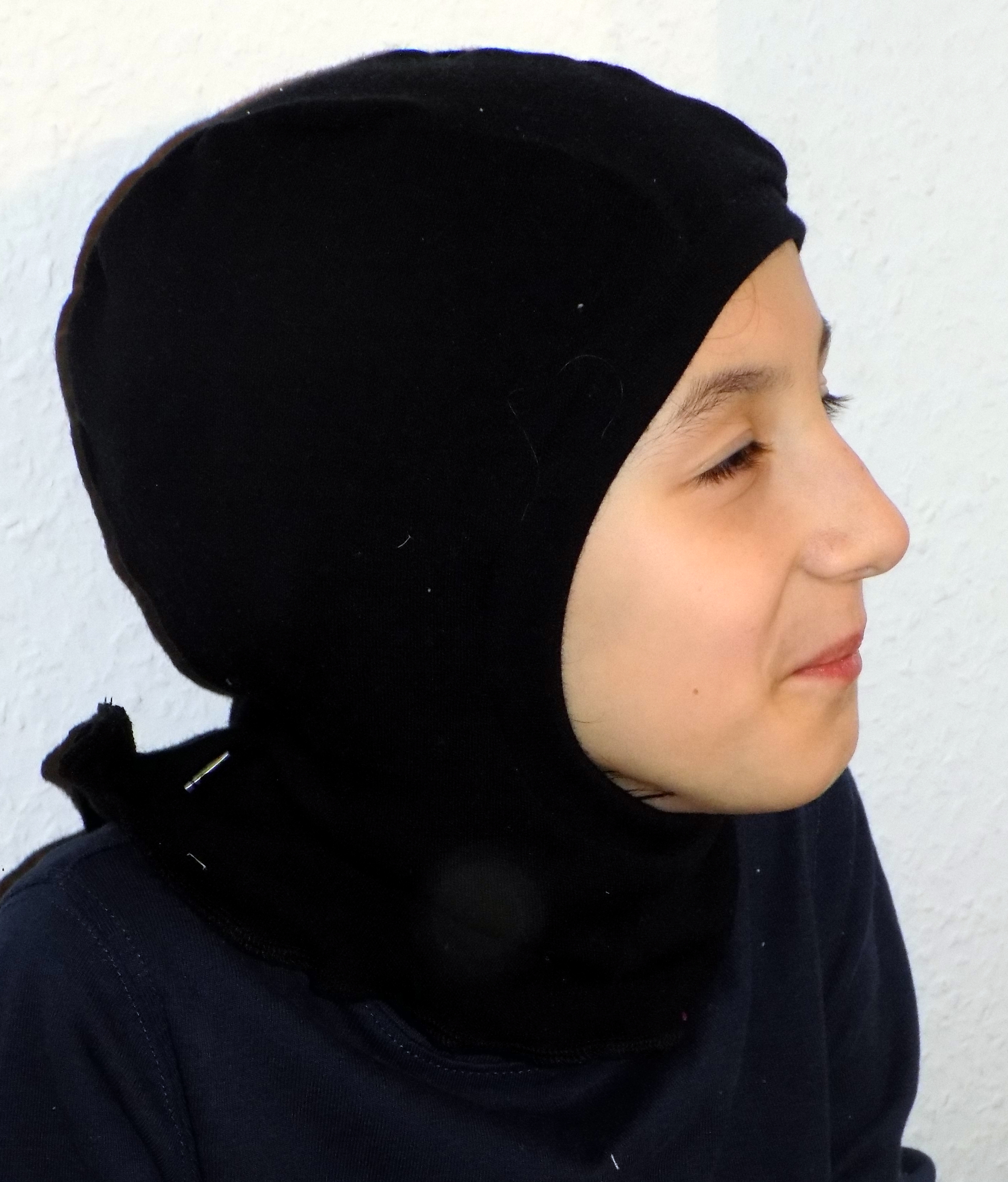 Merino kuklička - černá