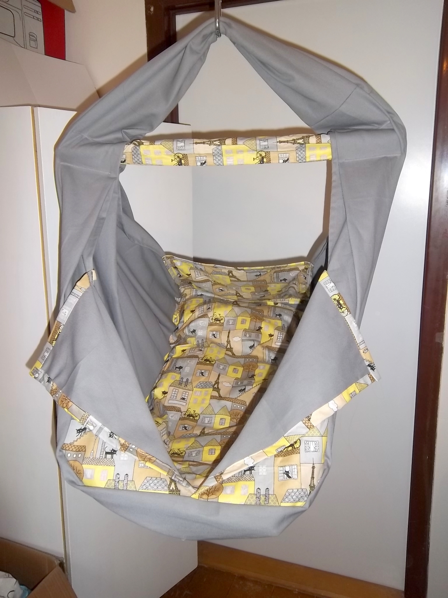 Hačka Tiki-Mechulka (miminko)  - uzavíratelná; šedá, kočka v Paříži