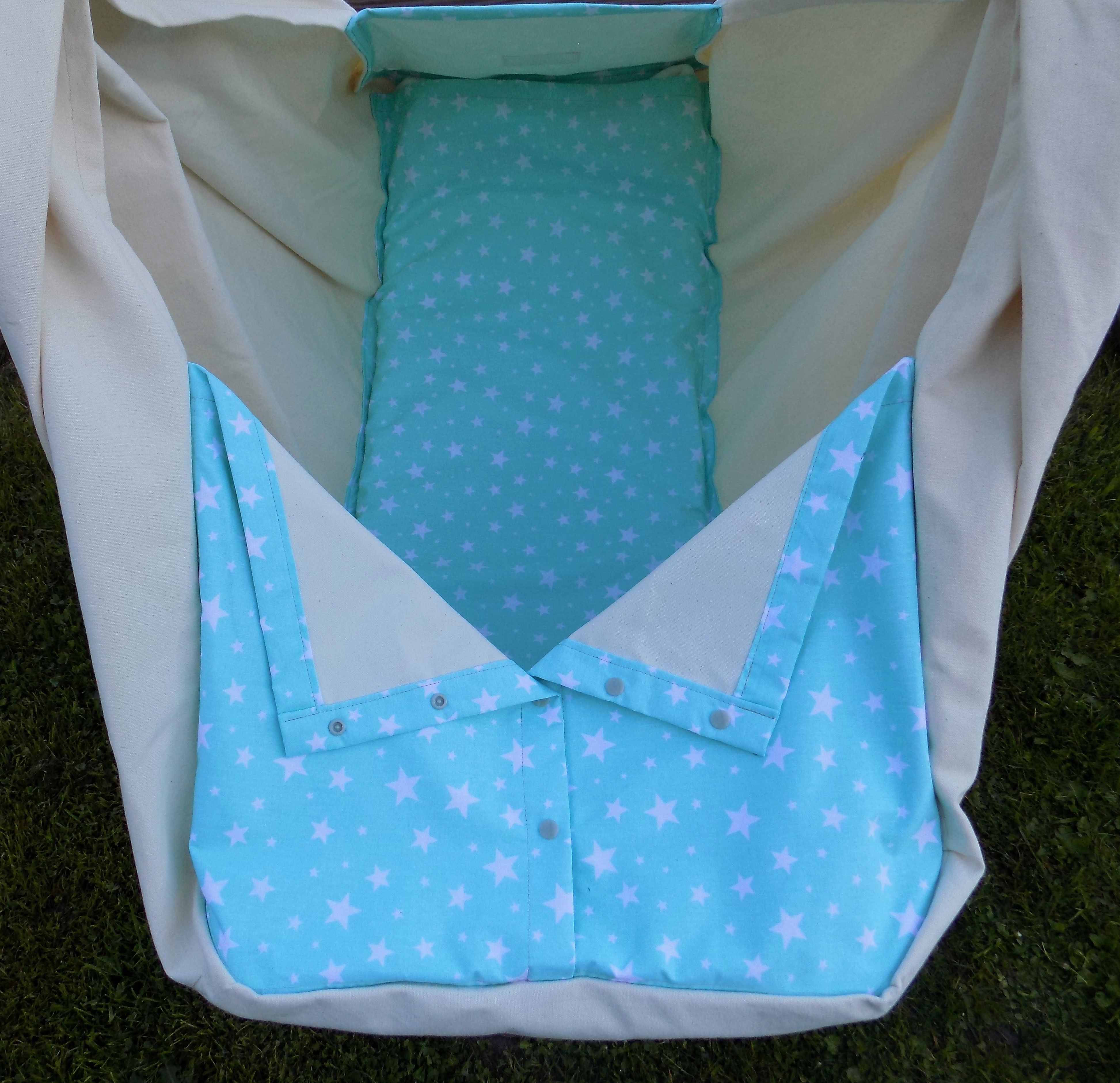 Hačka Tiki-Mechulka XXL - nosnější, uzavíratelná; režná + hvězdy na mentolu