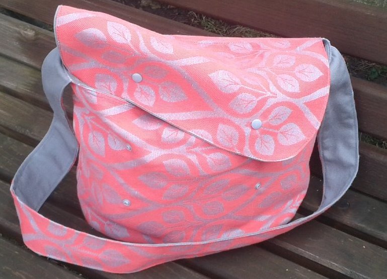 Kabelka ze šátku Yaro La Vita Hot Coral Arctic Blue