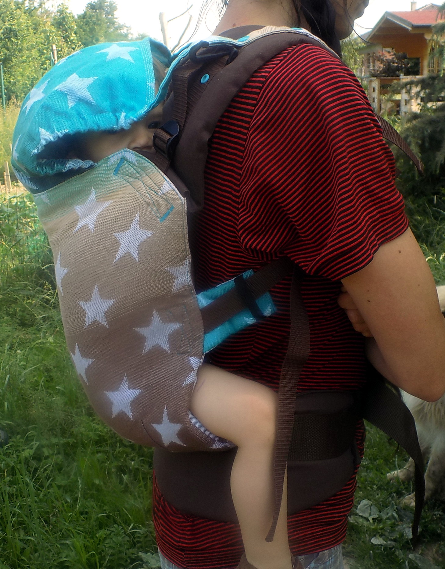 Šátkové ergonomické nosítko Tiki-Mechulka - stars grad vel. M