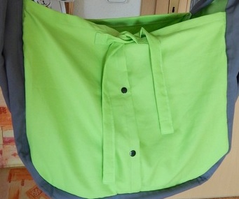 Došití jisticích tkanic na chlopně hačky