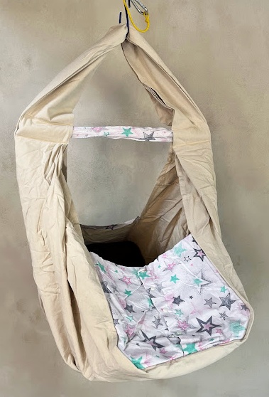 Hačka Tiki-Mechulka XXL - nosnější, uzavíratelná; velké hvězdy na režné