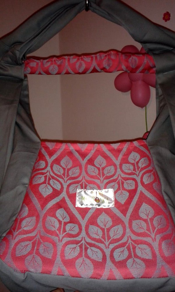 Hačka Tiki-Mechulka (miminko)  - uzavíratelná; šedá + šátek Yaro La Vita HCAB