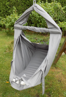 Hačka Tiki-Mechulka pro batolata - tkanice; šedá