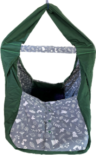 Hačka Tiki-Mechulka XXL - dvojitá, listy a zvířátka na zelené